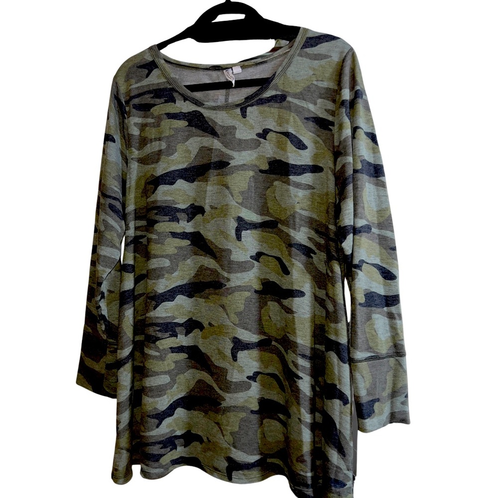 💚 Cable & Gauge Camo Long Sleeve Top – Size 1X 💚